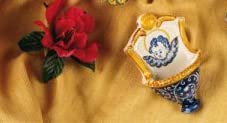 Set Bomboniere Battesimo e Comunione 20 Pz: Acquasantiera Piccola in Ceramica - Misura 3,9 × 6,9 cm Made in Italy.