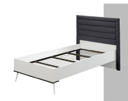 Dafne Italian Design Letto una piazza e mezza Freddy colore bianco e nero cm. 140 X 112 X 205 comprensivo di materasso cm. 120x200x25