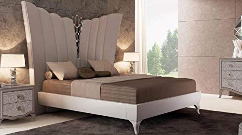 Dafne Italian Design Letto matrimoniale pelle col. tortora, giroletto laccato tortora, 186X238X266 - Struttura in legno di abete e multistrato di pioppo, piedi in legno massiccio di tiglio