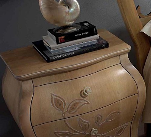 2 Comodini, 3 cassetti, legno chiaro, 68X37X57, 70 Kg, Piano: impiallacciato noce nazionale; Ante-fianchi-cassetti: pioppo impiallacciato c/noce nazionale - Piedi: legno tiglio-100% Made in Italy