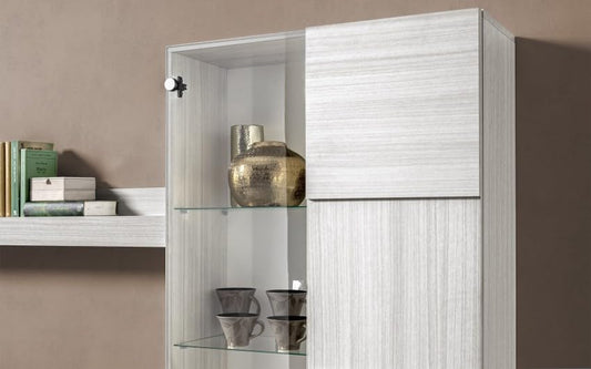 Mobile da soggiorno moderno "Dame" color bianco effetto legno: base tv 187x43x42, pensile vetrina sospeso 78x31x113, mensola a muro 138x191x16, madia 2 ante 78x35x115