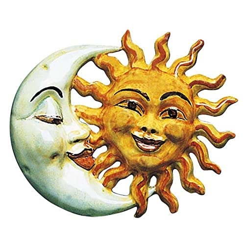 Scultura Artistica Italiana in Ceramica Raffigurante Sole e Luna. Dimensioni: 20.828 × 25.908 cm.