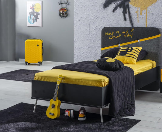Dafne Italian Design Letto una piazza e mezza Kary cm. 131x108x205 colore nero, giallo e grigio comprensivo di materasso cm. 120x200.