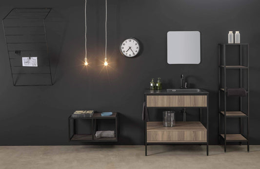 Dafne Italian Design Mobile da bagno moderno stile minimal alluminio nero e legno chiaro(cm. L87xP50xH87) con colonna con ripiani, pensile con ripiani e spcchio