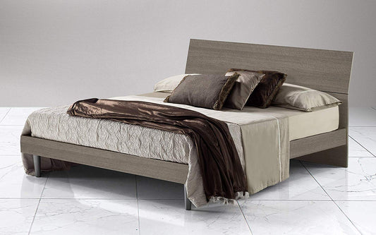 Letto matrimoniale con giroletto. cm. 173 x 212 x 100h. (Serie: Dafne-Letti-ST13)