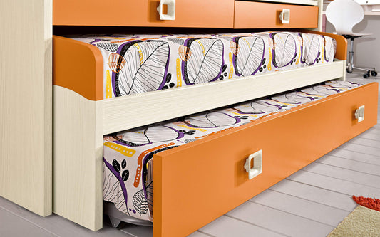 Dafne Italian Design Cameretta Completa a Ponte - Effetto Betulla, Mandarino (Triplo Letto Singolo e Armadio) (cm. 300 x 96 x 259h)