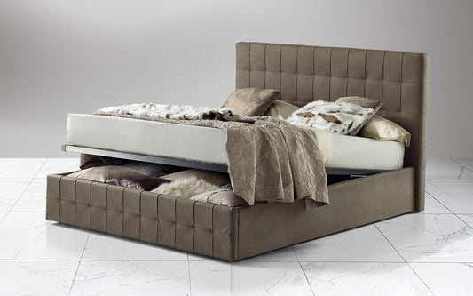 Letto matrimoniale contenitore con fondo in metallo. Rivestito in similpelle cm. 180 x 210 x 116h. (Serie: Dafne-Letti-ST3)
