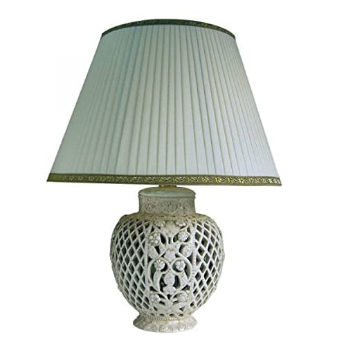 Lampada con paralume in Ceramica Artistica Italiana. Dimensioni: Base h | 29.972 Paralume ø 39.878 cm.
