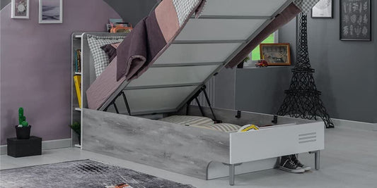 TUTTOCAMERETTE.IT - Cameretta completa per ragazze colore bianco e grigio chiaro; comprende: letto sinolo contenitore, comodino, armadio, comò, scrivania con sedia, libreria, scaffale sospeso - [RTK]