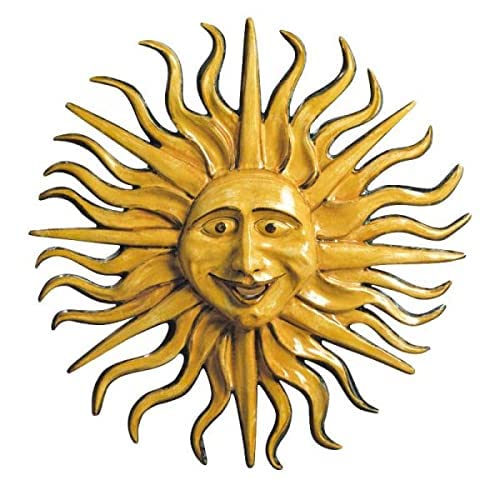 Scultura da parete in ceramica artistica italiana a forma di sole. Dimensioni: ø 74,93 cm.