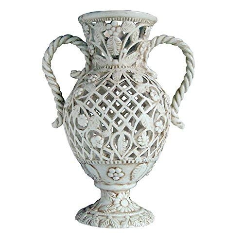 Vaso con manici centrotavola traforato dipinto e lavorato a mano in ceramica artistica