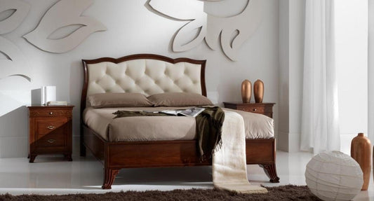 Dafne Italian Design Letto matrimoniale legno scuro con testiera imbottita in pelle bianca, H.136XP.210XL.170 - x rete 160X 90 Testiera