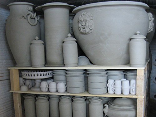 Vaso ad anfora in ceramica artistica italiana dipinto a mano.