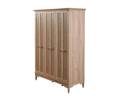 Dafne Italian Design Armadio tre ante classico con ripiani interni e appendiabiti modello Latte, colore legno misura 142x205x64 cm.