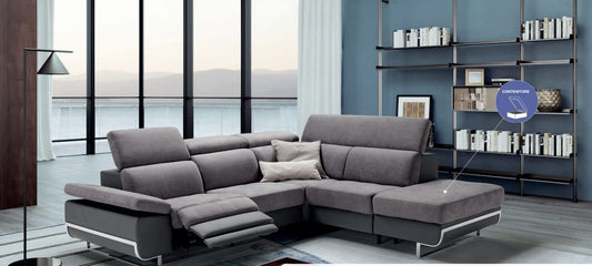 Dafne Italian Design Divano angolare tre posti in tessuto colore grigio con sistema recliner elettrico a sx e poltrona contenitore a dx - misure cm. L 284x283 l 109 H 85 - Made in Italy
