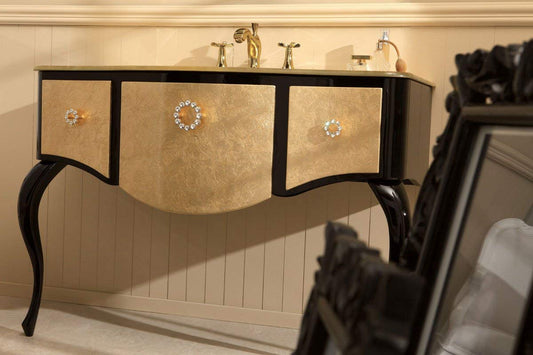 Dafne Italian Design Mobile da bagno classico con cassetti e specchio - Misura: L.116 H.83 P.56 - Finitura: Nero lucido e Foglia oro - Top: Cristallo integrato foglia - 100% made in Italy