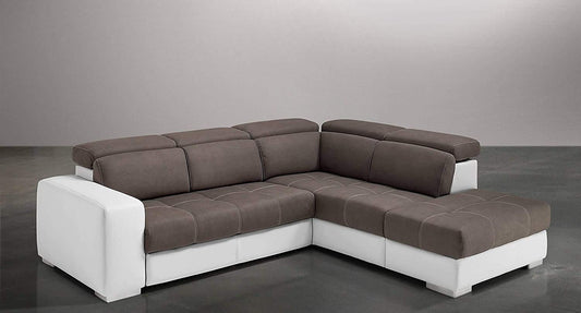 Dafne Italian Design Divano Letto angolare 3 posti con penisola a Destra. Similpelle Bianco, Similpelle Effetto Nabuk Elephant (cm. 266 x 230 x 94h)
