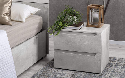 Dafne Italian Design Comodino a 2 cassetti. Cemento Ash (cm. 60 x 41 x 50h)